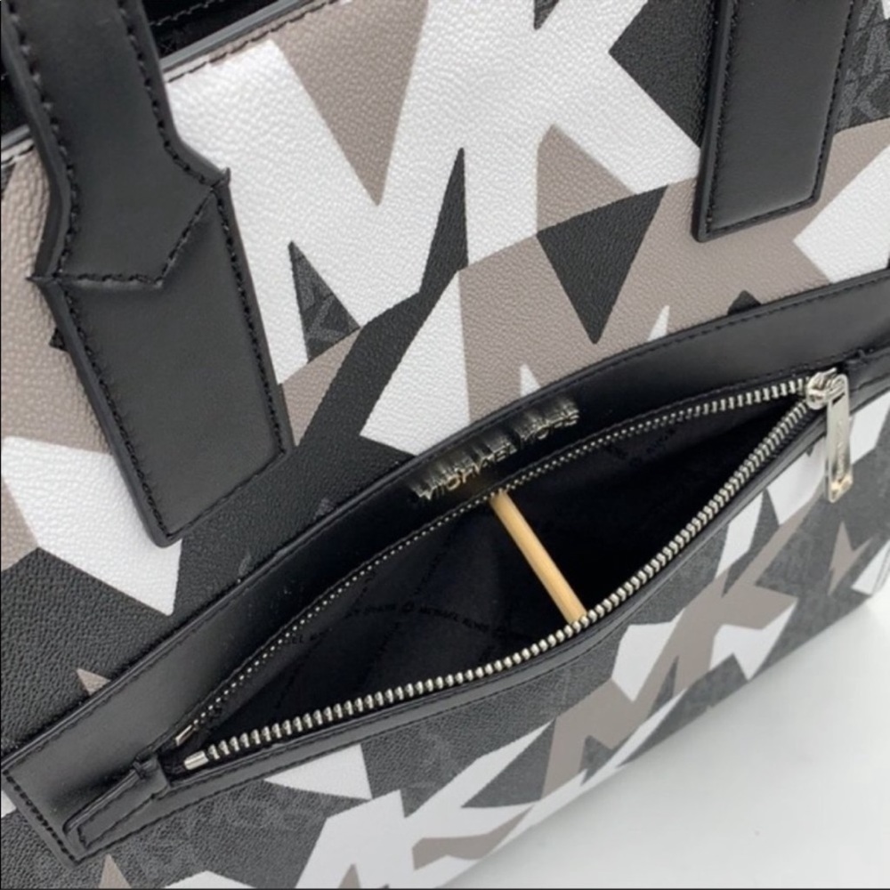 Michael Kors Large Kenly Tote Bag Leather - Picture 10 of 11